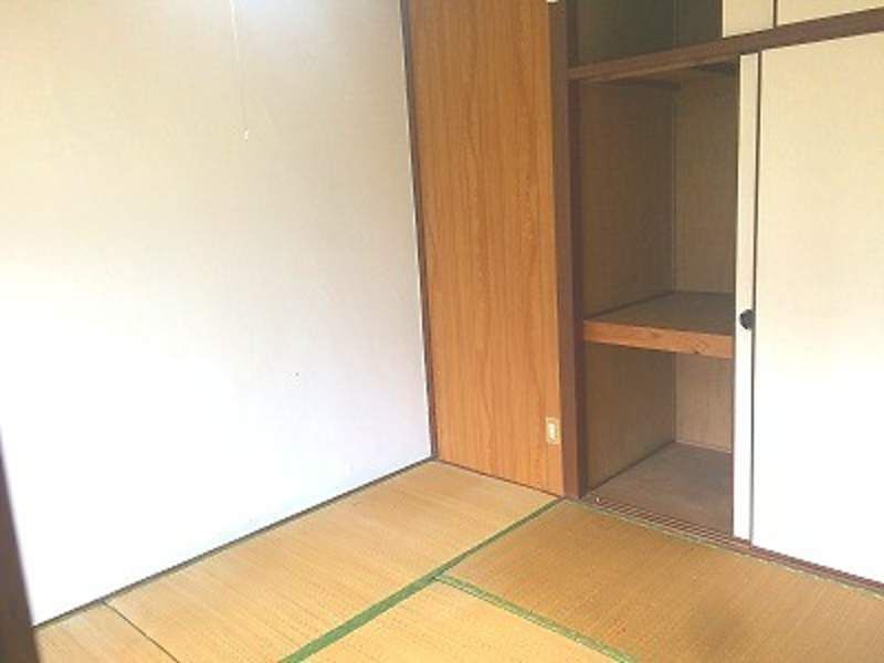 3DK Apartment for Rent in Haebaru, Okinawa | 56.2 sqm - Thumbnail 4