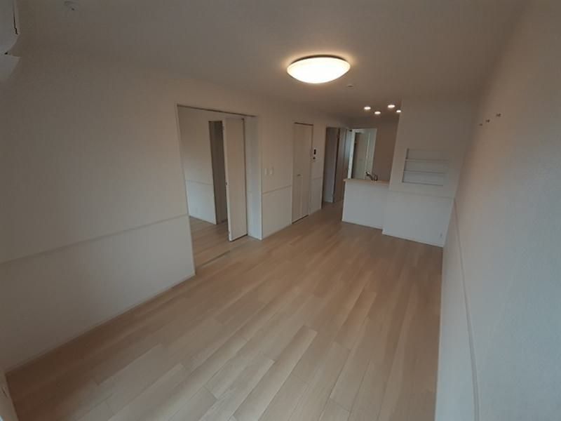 Pet-Friendly 2LDK Apartment for Rent in Uruma, Okinawa - Thumbnail 3