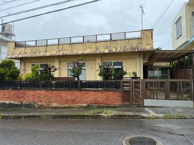 5DK House for Rent in Kanegusuku, Itoman City, Okinawa - Thumbnail 2