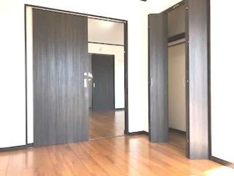 3LDK Apartment for Rent in Uruma City, Okinawa with 2 Parking Spaces - Thumbnail 3