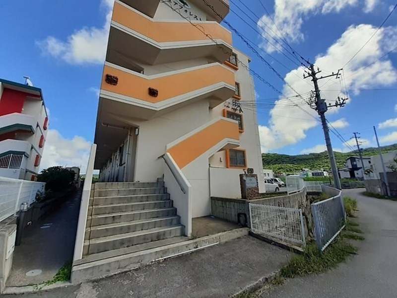 1LDK Apartment for Rent in Nanjo City, Okinawa - Pure Forest Unit 203 - Thumbnail 2