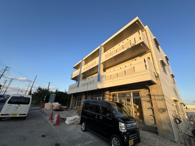 CIEL BLEU 1LDK Apartment for Rent in Urasoe, Okinawa - Image 1
