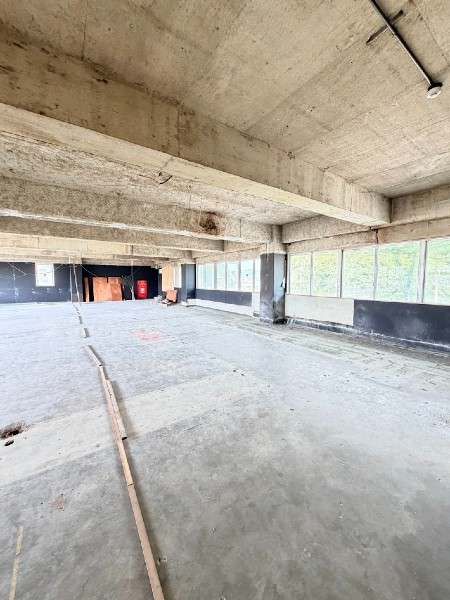Chatan Commercial Space for Lease - 457 sqm Floor in RC Building - Thumbnail 4