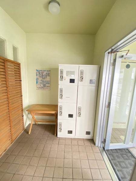 1K Apartment for Rent in Toyosaki, Tomigusuku, Okinawa - Thumbnail 3