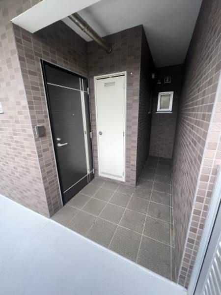 2LDK Apartment for Rent in Yaese Town, Okinawa with Free Parking - Thumbnail 4