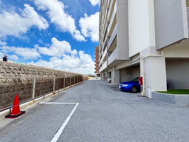 Ocean View 3LDK Apartment for Sale in Ginowan, Okinawa - Thumbnail 4