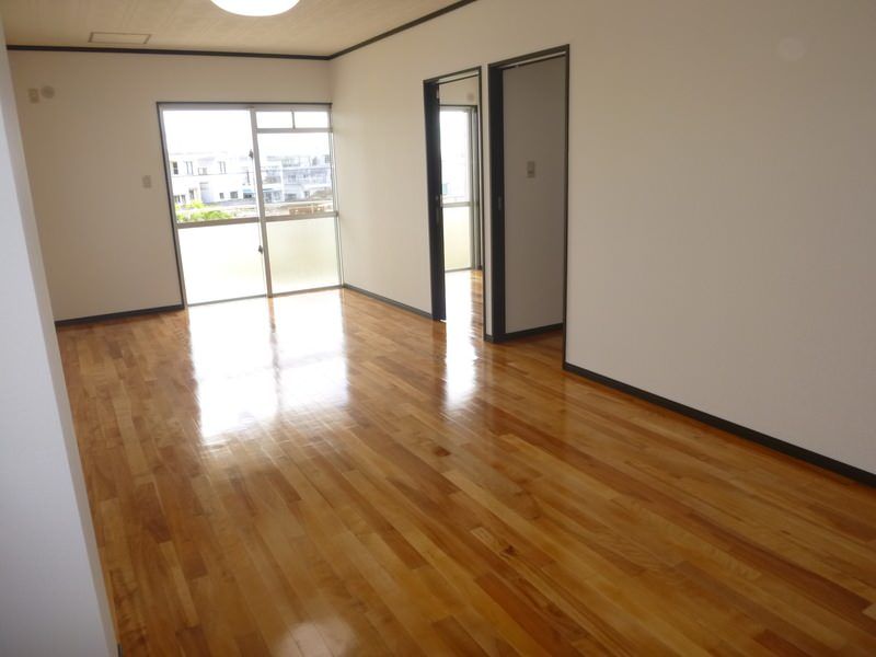 2LDK Apartment for Rent in Yaese Town Okinawa - Thumbnail 4