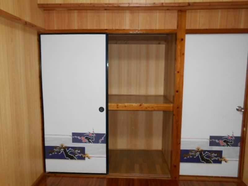 2DK Apartment for Rent in Uruma City, Okinawa - 40,000 Yen - Thumbnail 4