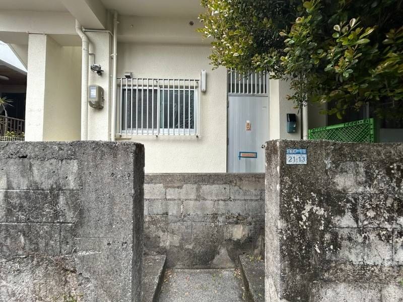 2DK RC Apartment for Rent in Ginowan, Okinawa - 38.88 sqm - Thumbnail 3