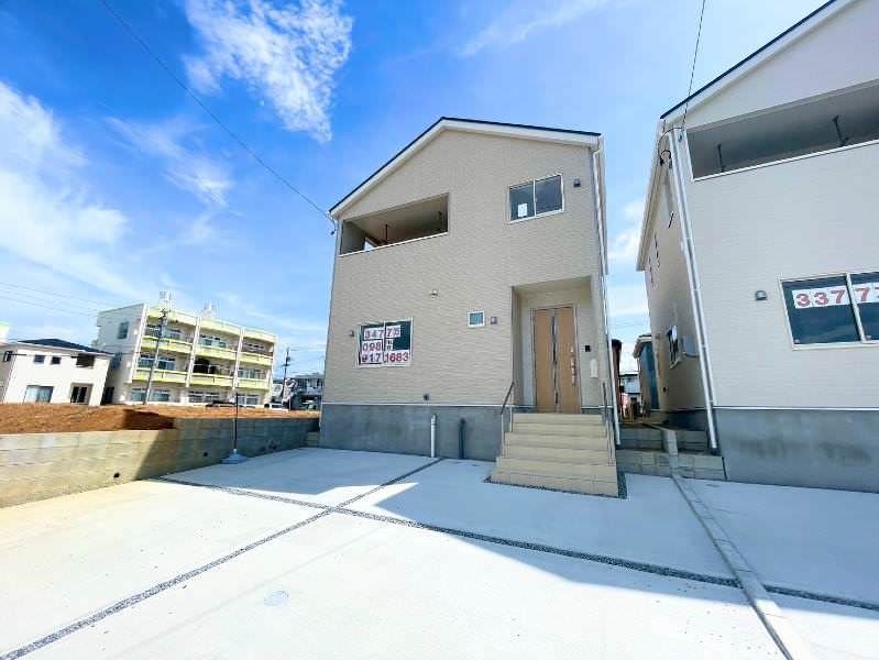New 4LDK House in Uruma City, Okinawa with Special Benefits - Thumbnail 3