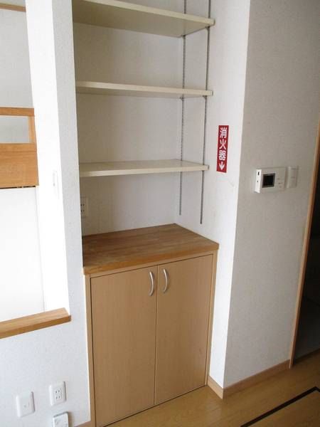 Apartment Asamiya 1R Rental near Gibo Station, Naha - Thumbnail 4