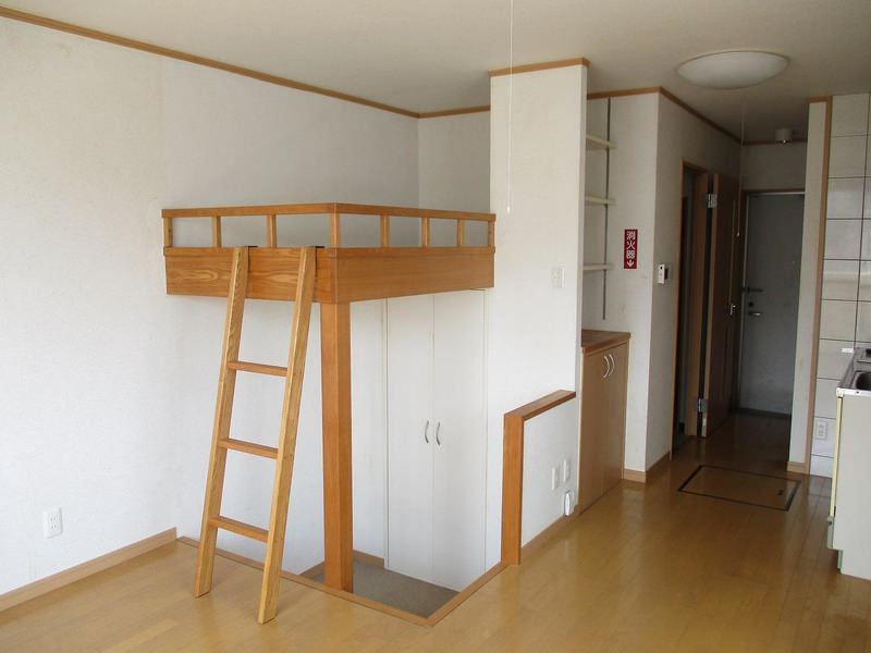 Apartment Asamiya 1R Rental near Gibo Station, Naha - Thumbnail 3