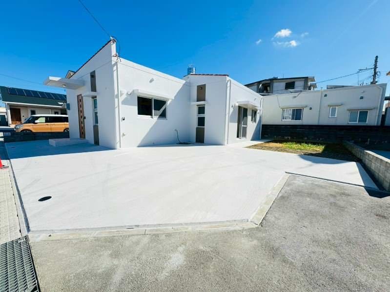 New 3LDK Single-Story RC House for Sale in Uruma, Okinawa - Thumbnail 3