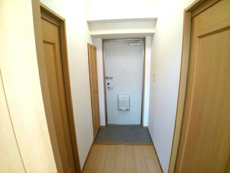 1K Apartment for Rent in Naha Daido, Okinawa - Near Monorail - Thumbnail 3