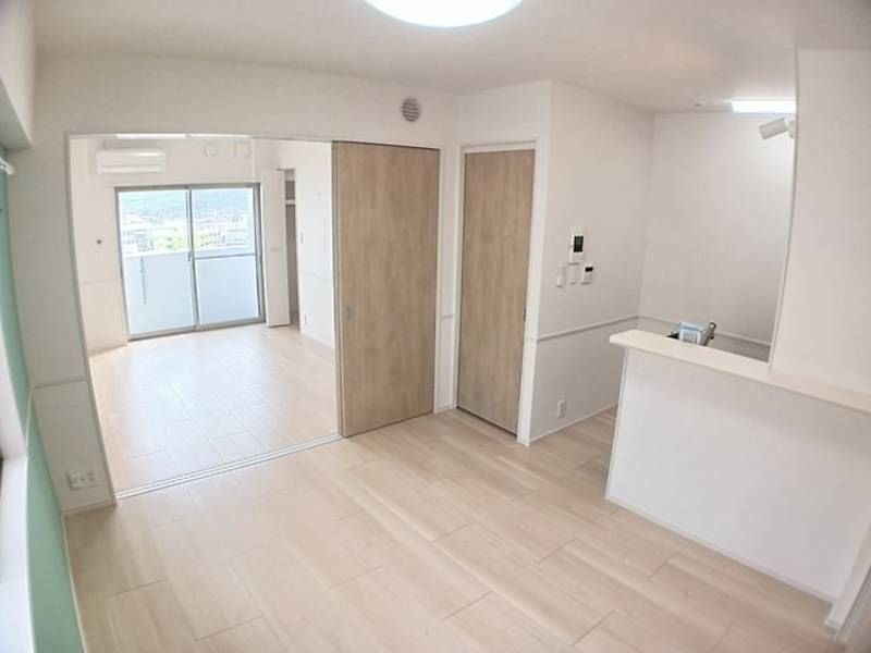 1LDK Apartment for Rent in Naha, Okinawa - South Hills Woof - Thumbnail 4