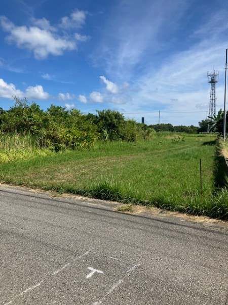 720.6 Tsubo Land for Sale in Yakena, Uruma City, Okinawa - Thumbnail 3