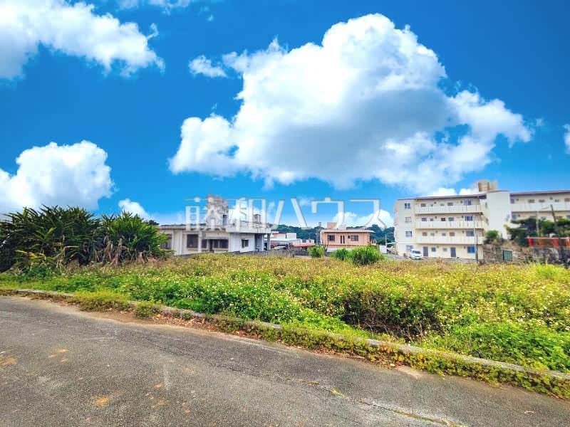 Land for Sale in Yonashiro Town, Okinawa - 135 sqm - Thumbnail 2