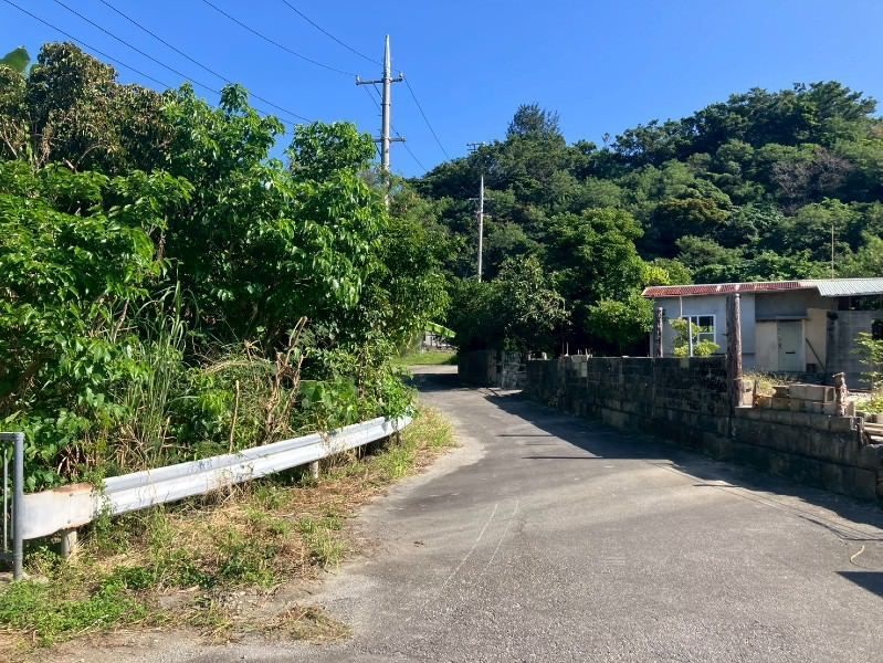 Agricultural Land for Sale in Sashiki, Nanjo City, Okinawa - 2,742 sqm - Image 1
