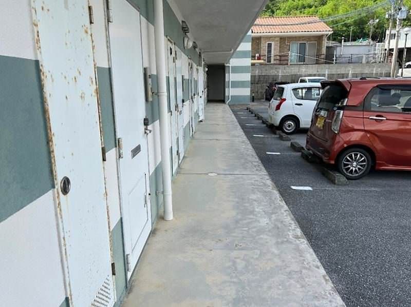 Furnished 1K Apartment for Rent in Haebaru Town, Okinawa - Thumbnail 2