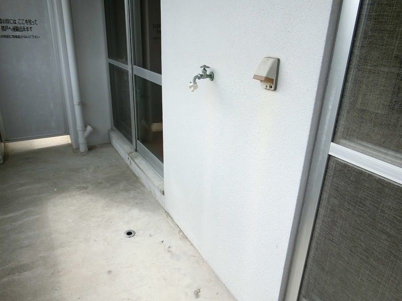 Sun Terrace Yara 2DK Apartment for Rent in Nishihara, Okinawa - Thumbnail 3