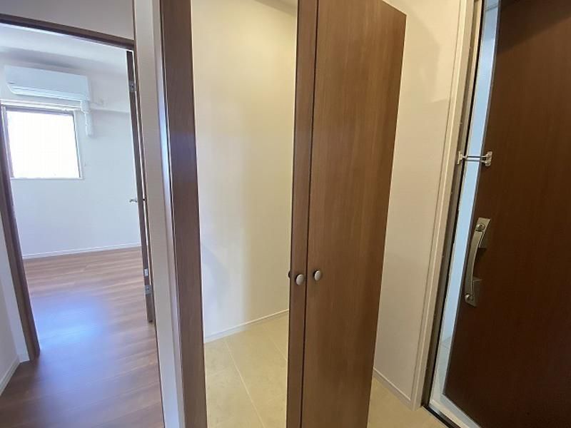 Modern 2LDK All-Electric Apartment for Rent in Naha, Okinawa - Thumbnail 2