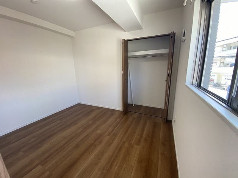 Modern 2LDK All-Electric Apartment for Rent in Naha, Okinawa - Thumbnail 4