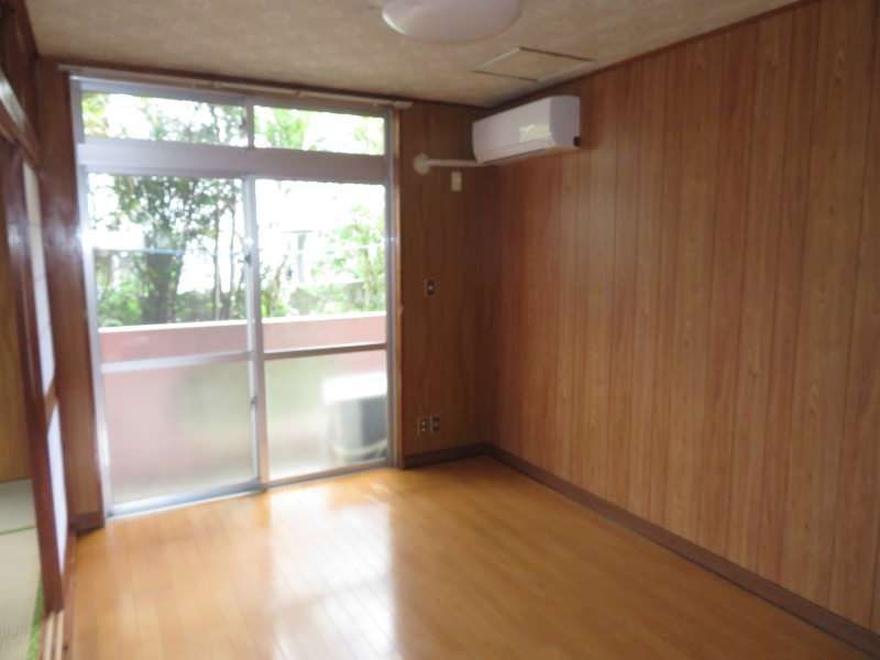 2DK Apartment for Rent in Nishihara-cho, Okinawa - Thumbnail 4