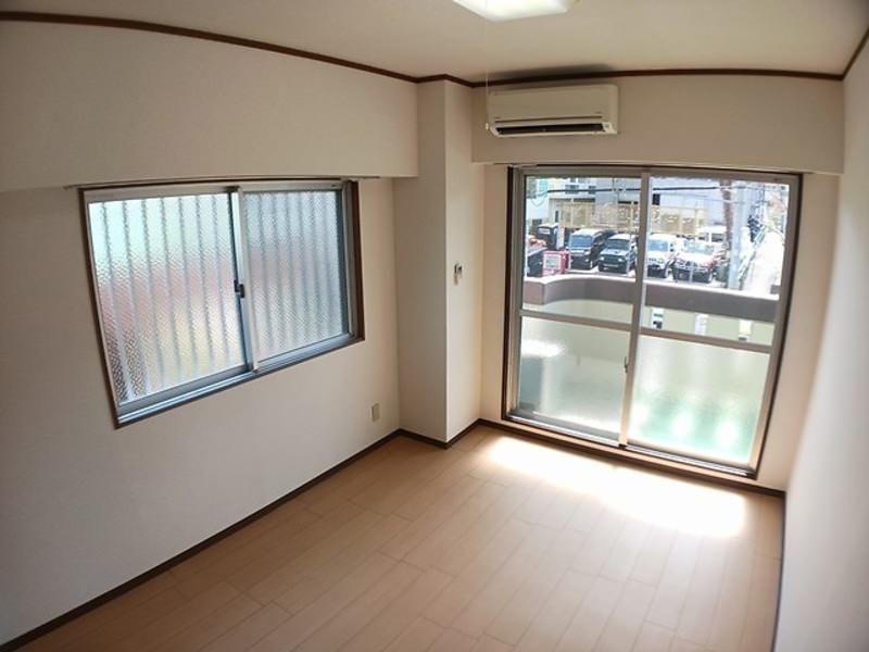 2LDK Apartment for Rent in Nishihara Town, Okinawa - 62,000 Yen - Thumbnail 4