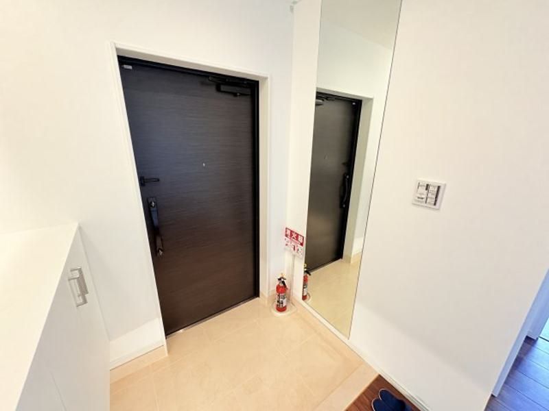 Milco Mansion Akebono Seafront View 3LDK in Naha - Thumbnail 3
