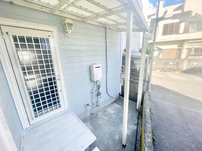 Renovated 3LDK House for Sale in Urasoe City, Okinawa - Thumbnail 2
