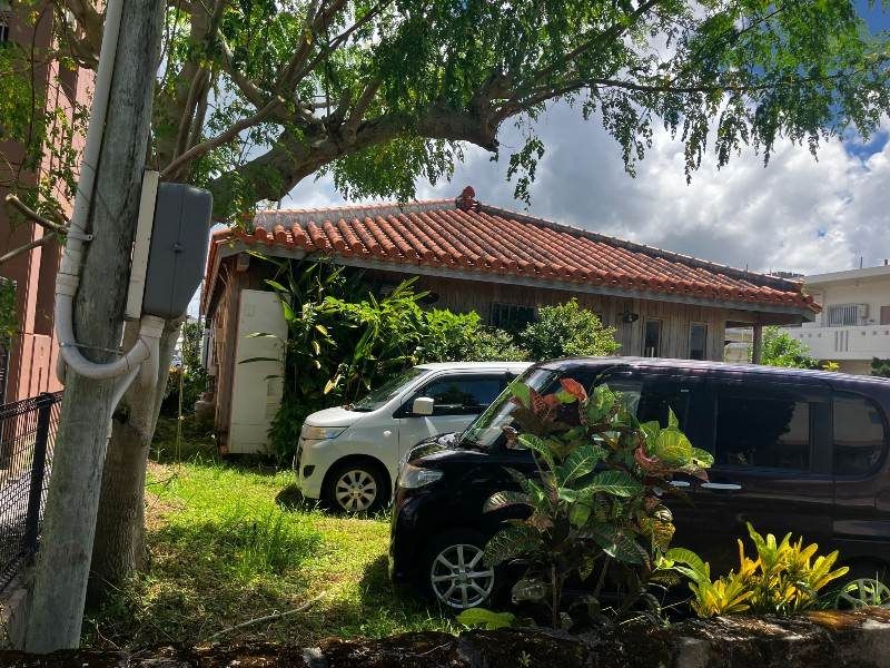 6LDK Wooden House for Sale in Uruma City, Okinawa - Thumbnail 2