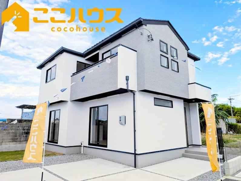 New 3LDK House in Uruma City, Okinawa with 2 Car Parks - Thumbnail 2