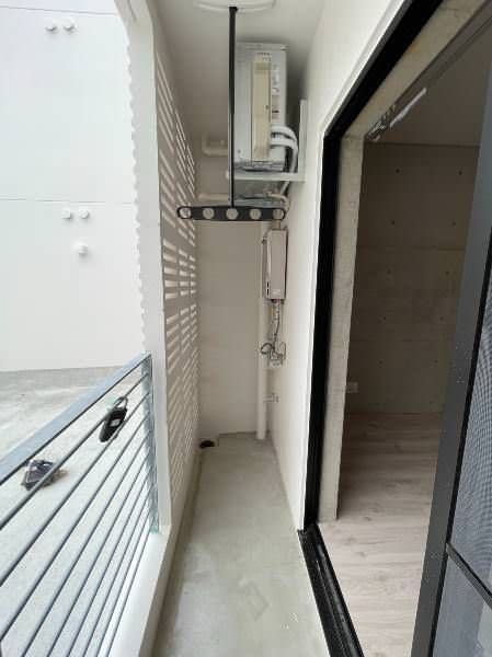 1K Apartment for Rent in Tomigusuku City, Okinawa – Pet-Friendly - Thumbnail 3