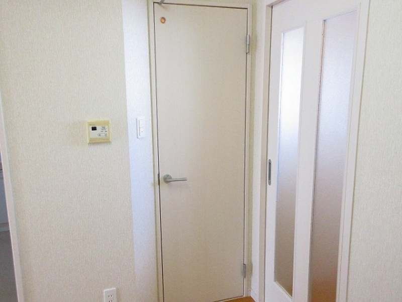1LDK Apartment for Rent in Ginowan, Okinawa - Thumbnail 4