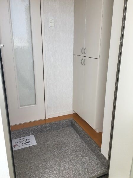 1LDK Apartment for Rent in Ginowan, Okinawa - Thumbnail 3