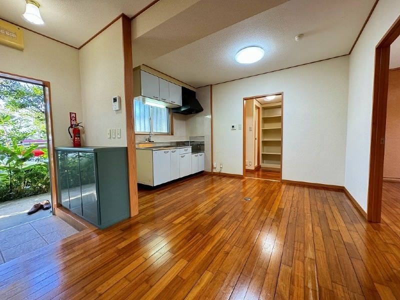 3LDK Apartment for Rent in Yomitan Village, Okinawa - Thumbnail 3