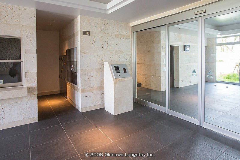 Furnished 2LDK Resort Condo Near Private Beach in Onna Village - Thumbnail 3