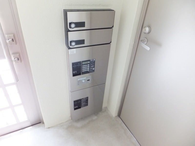 New 2LDK Apartment in Rakichan, Okinawa with Free Internet & Parking - Thumbnail 4