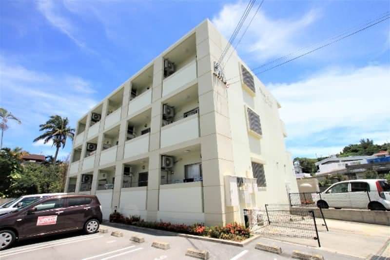1K Apartment for Rent in Ginowan, Okinawa - 31.78 sqm - Thumbnail 2