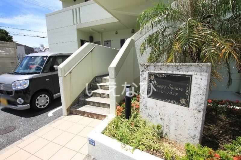 1K Apartment for Rent in Ginowan, Okinawa - 31.78 sqm - Thumbnail 3