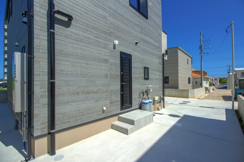 New 3LDK House in Okinawa City with 5 Parking Spaces - Thumbnail 4