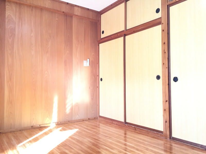 1K Apartment for Rent in Ginowan, Okinawa - Free Internet - Thumbnail 3