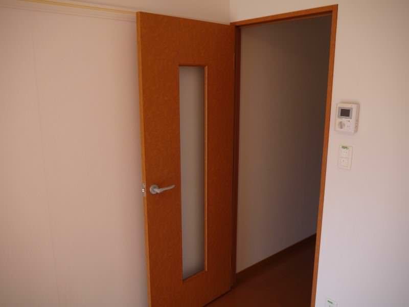 Furnished 1K Apartment for Rent in Gushikawa, Uruma City - Image 1