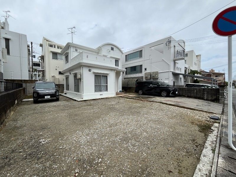 Renovated RC House for Sale in Naha City, Okinawa - Thumbnail 3