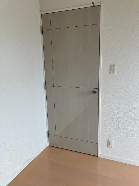 Twelve Garden Dear 3LDK Apartment for Rent in Naha Omoromachi - Thumbnail 3