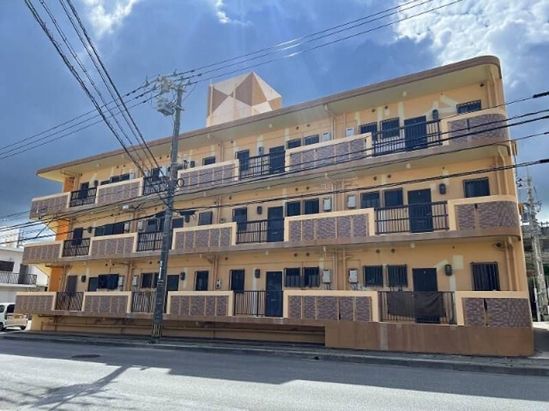 Rent 2LDK Apartment in Naha Uebaru with Free Parking - Thumbnail 2
