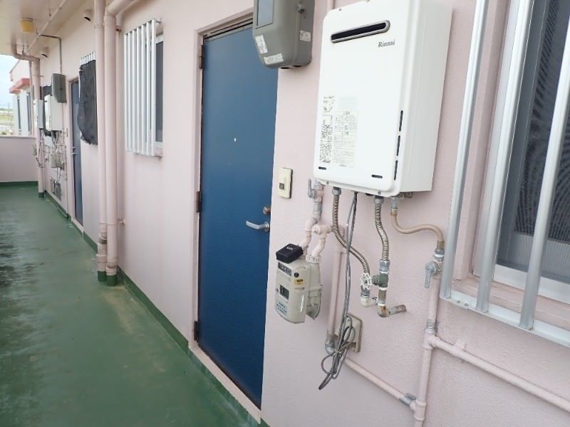 2DK Apartment for Rent in Yonabaru-cho, Okinawa - Thumbnail 4