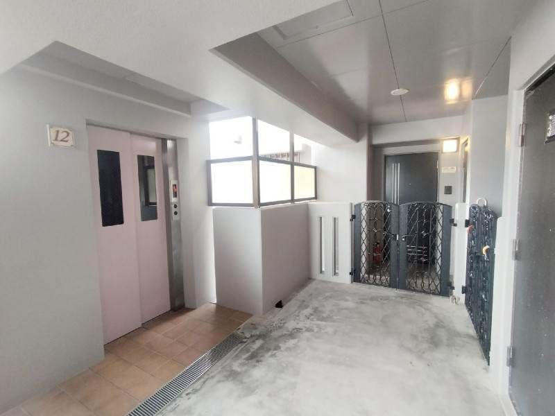 3LDK Ocean View Apartment near Kokusai-dori, Naha - Thumbnail 3