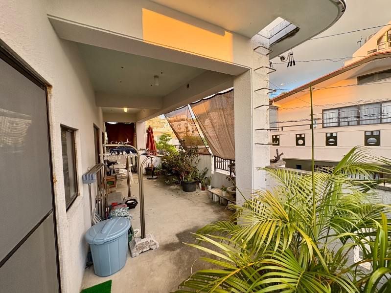 2LDK Detached House for Sale in Ginowan, Okinawa - Thumbnail 4