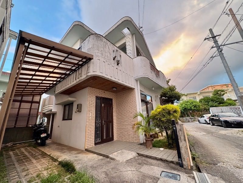 2LDK Detached House for Sale in Ginowan, Okinawa - Thumbnail 3